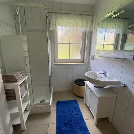Apartman Haus Hinter Der Duene Zingst